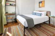 Prime OTR, Lux Queen Bed, 50in TV, FREE Light Rail