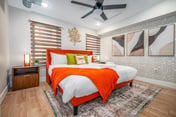 Prime OTR+King Bed+Smart TVs+$ Private Park+4th Fl