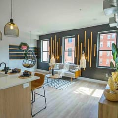 Mins to TQL+Lux King Bed+Smart TVs+Sleeps 4+3rd Fl