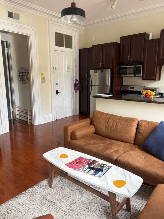 815 Elm St - Image 4